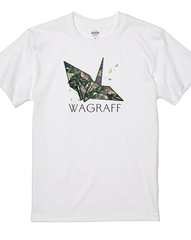 Traditional Japanese patterns x graffiti  T-Shirt (109)